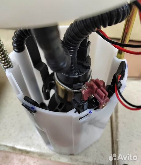 Насос топливный Chery Amulet Новый