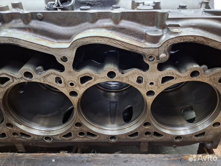 Блок двигателя MX13