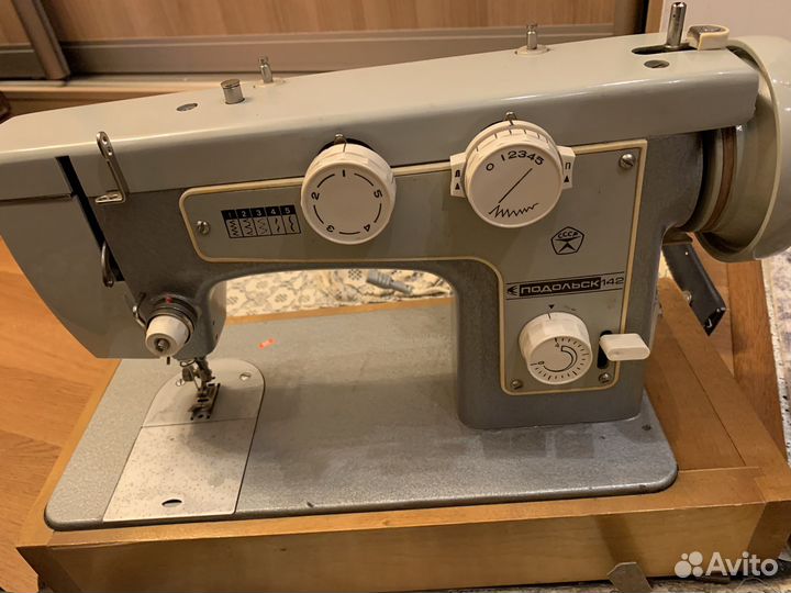 Швейная машина Подольск 142-33 класса