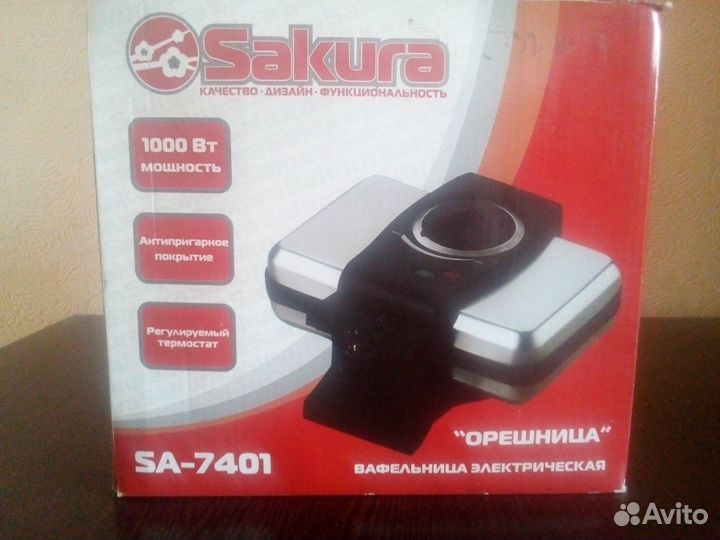 Вафельница электрическая