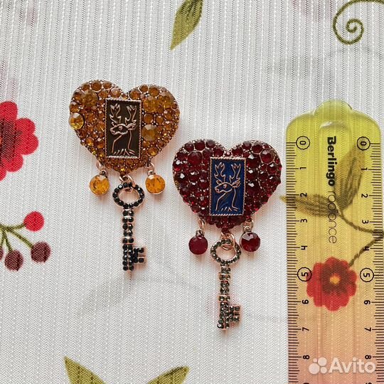 Брошь сердце ключ олень