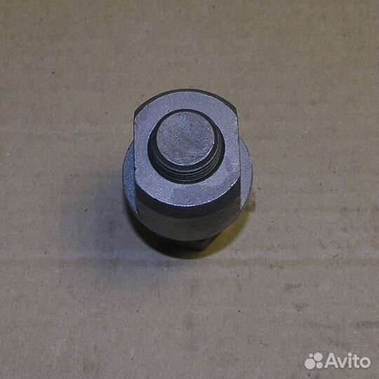 Болт М20*1,5* 55 крепления ушка задней рессоры с в