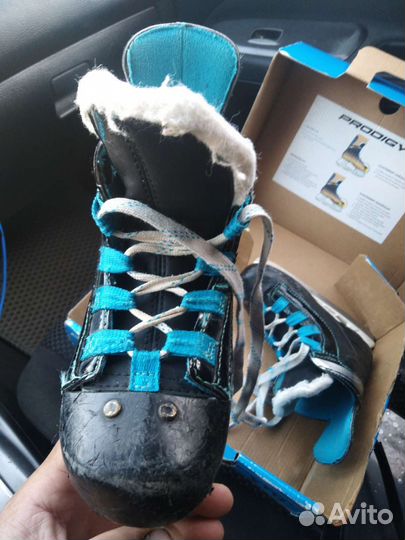 Хоккейные коньки bauer