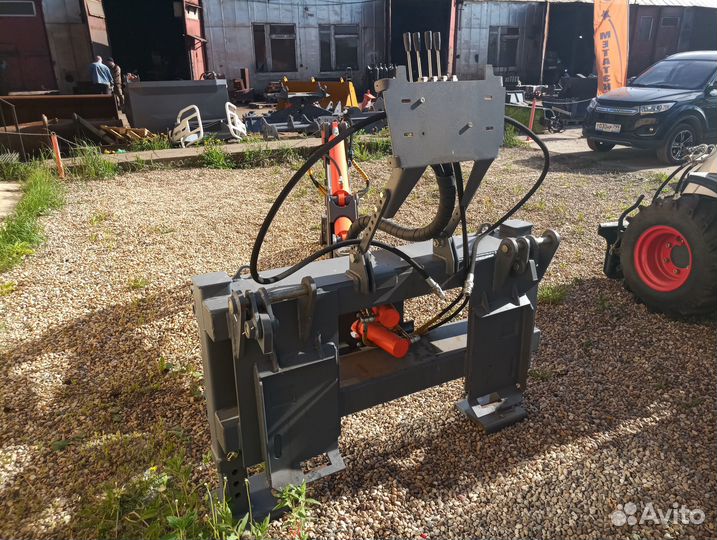 Навесной экскаватор для мини-погрузчика