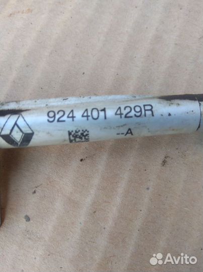 Трубка кондиционера Renault Logan II (2012—2018)