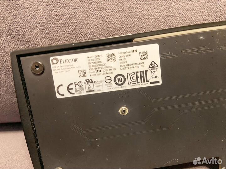 SSD накопитель Plextor M9Pe PX-256M9PeY 256гб