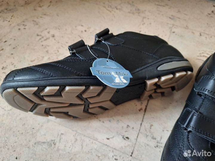 Полуботинки новые черные, р.37,5 (на 37)