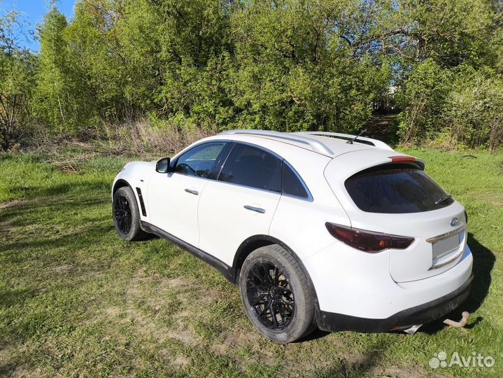 Infiniti FX37 3.7 AT, 2012, 240 000 км