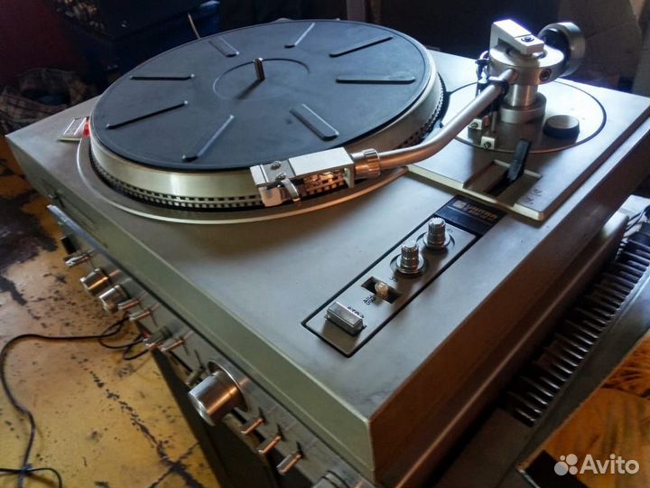 Проигрыватель СССР