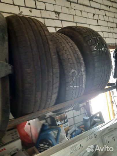 Accelera 651 2.25/4.5 R4