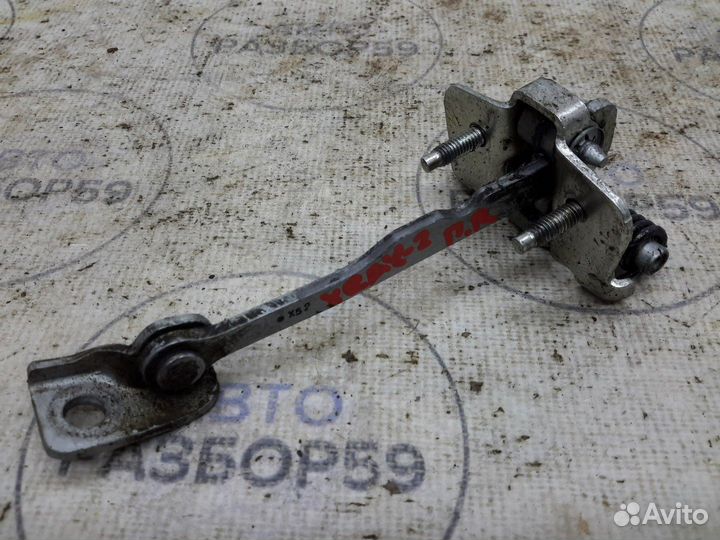 Ограничитель двери LADA xray