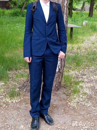 Школьный костюм