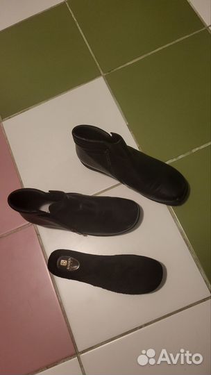 Новые стильные ботинки Baden 40