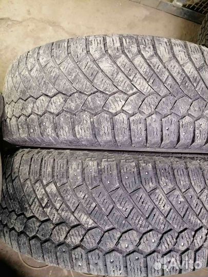 Gislaved Nord Frost 200 225/65 R17 106T