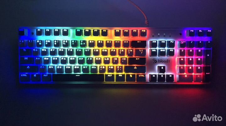 Игровая механическая клавиатура