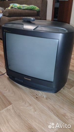 Телевизор Panasonic б/у
