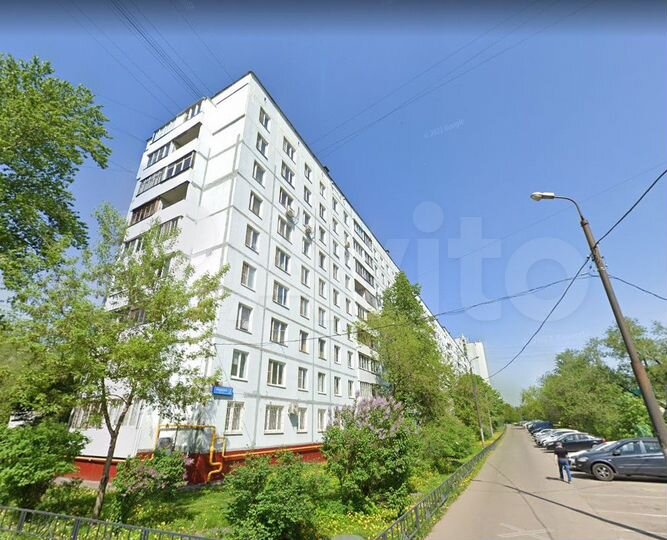 Комната 10,2 м² в 3-к., 1/9 эт.