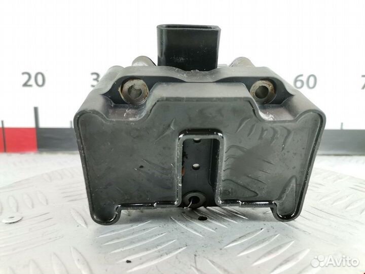 Катушка зажигания для Volkswagen Golf 4 032905106F