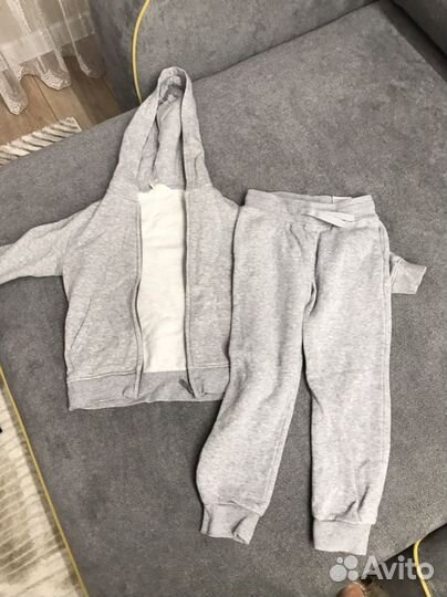 Спортивный костюм