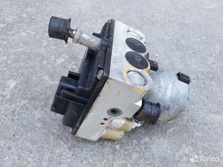 Блок ABS для Mercedes W202