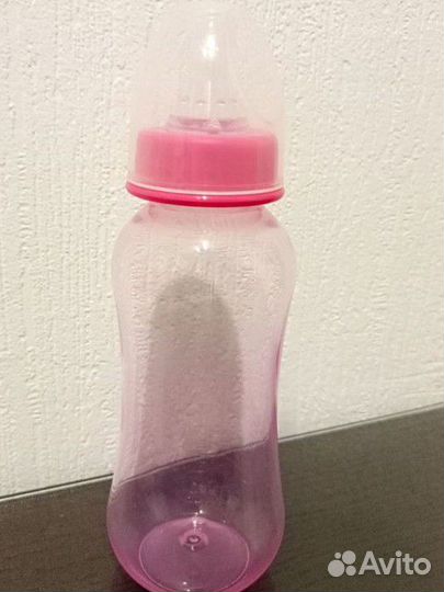 Бутылочка для кормления