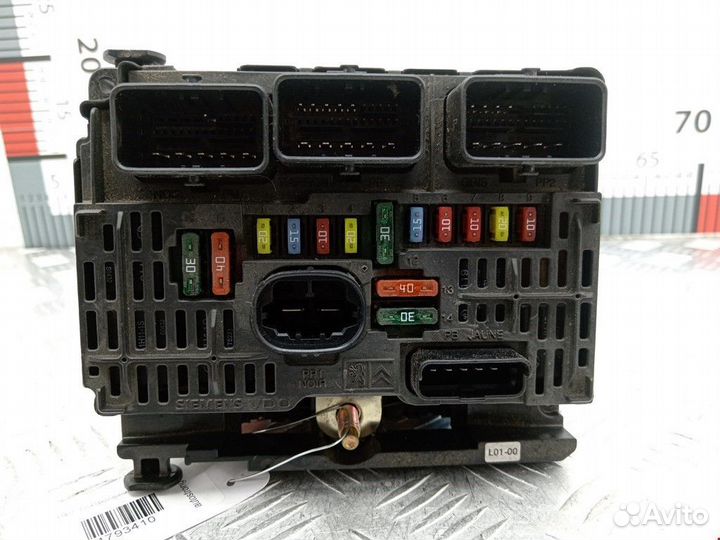 Блок предохранителей Peugeot 407 2005 9656086080