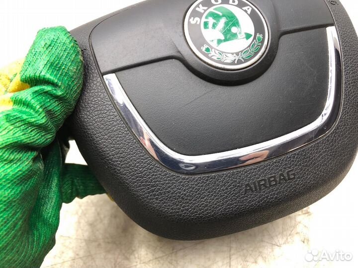 Подушка безопасности водителя Skoda Octavia Rs A5