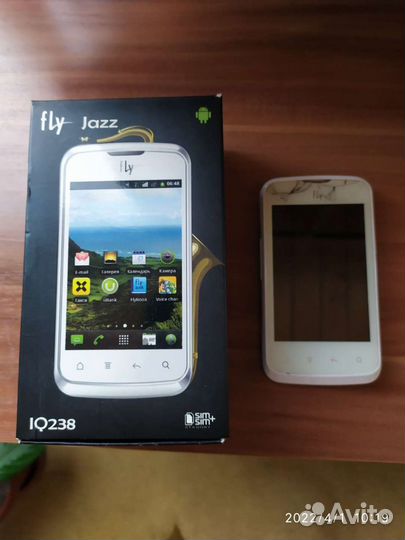 Fly IQ238 Jazz, 512 МБ