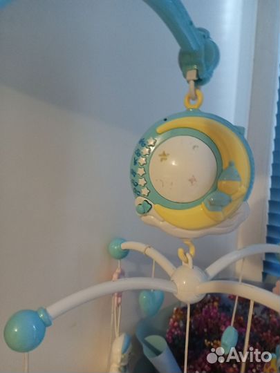 Мобиль на кроватку с проектором