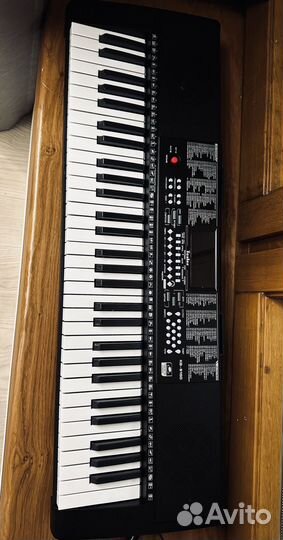 Цифровое пианино tesler