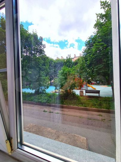 Комната 12 м², 1/4 эт.