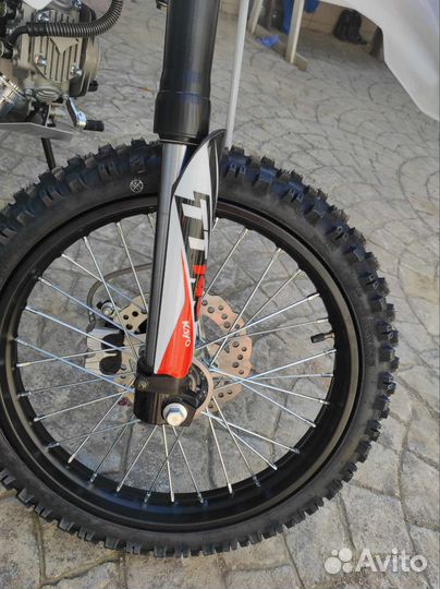 Питбайк kayo Basic TT140EM 17/14 KRZ