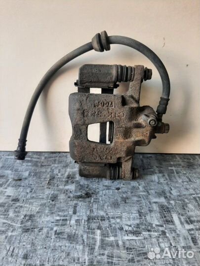 Суппорт передний правый Daewoo Matiz M150