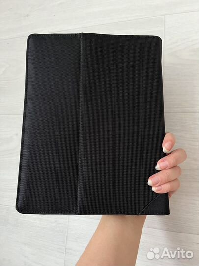 Чехол и подставка для планшета
