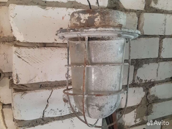 Фонарь уличный