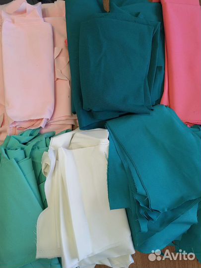 Лоскуты ткани(габардин)