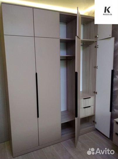 Шкаф распашной