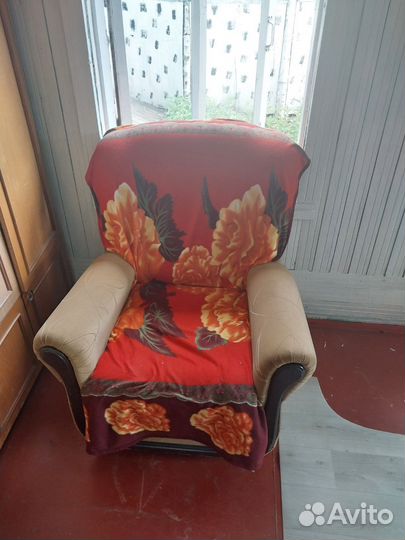 Угловой диван бу