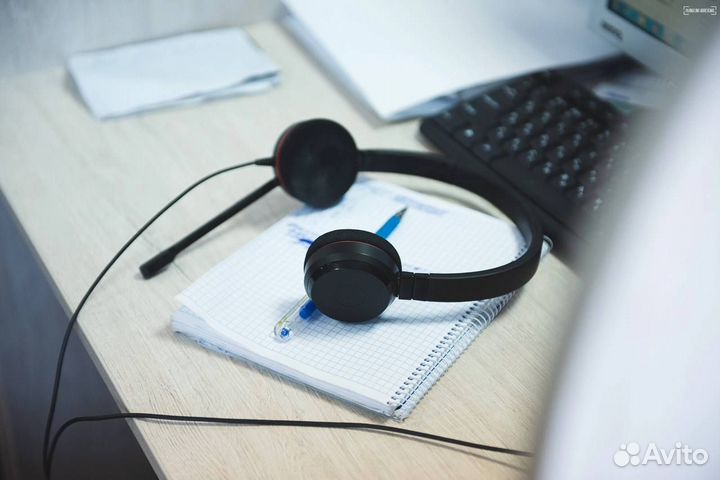 Оператор колл центра на входящую линию