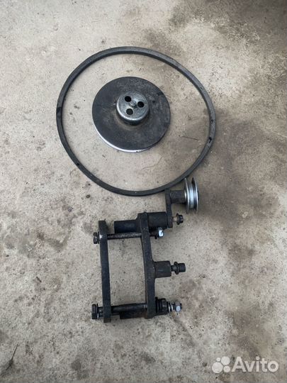 Крепление компресорра рефрижератора