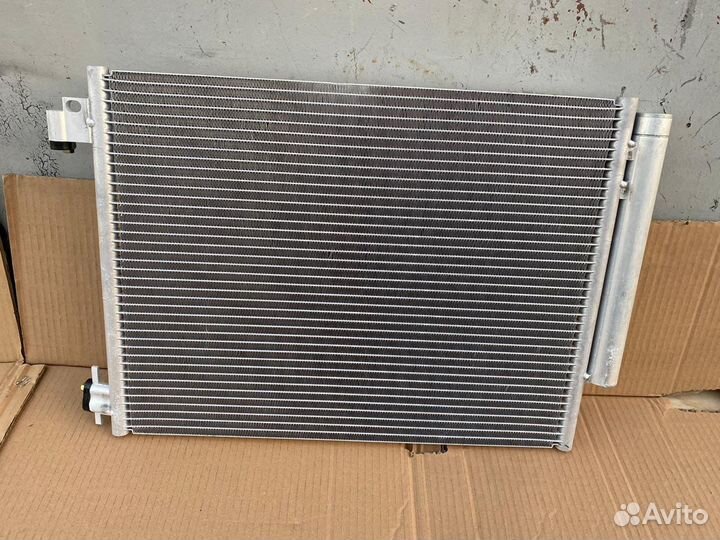 Nissan Terrano D10 Радиатор кондиционера