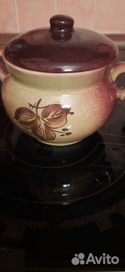 Сахарница и горшочки для жаркого