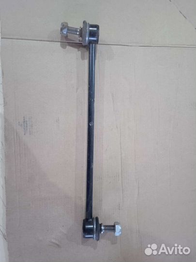 Тяга стабилизатора тойота