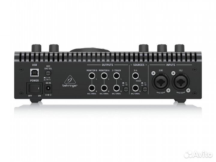 Behringer Studio L контроллер