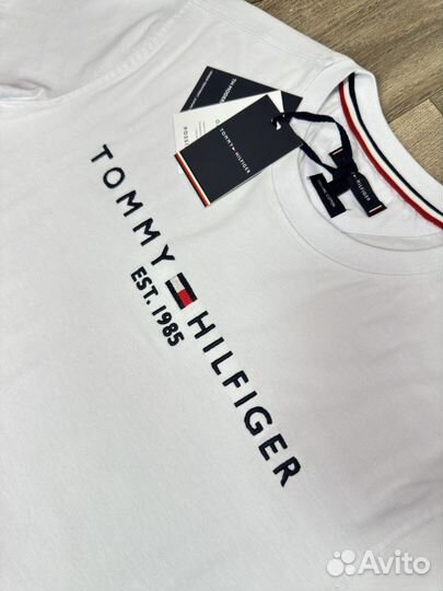 Футболка мужская Tommy Hilfiger белая