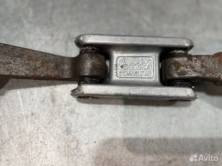 Рулевой карданчик Mercedes-Benz W211