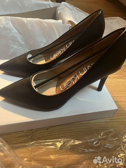 Calvin klein Gayle Pump