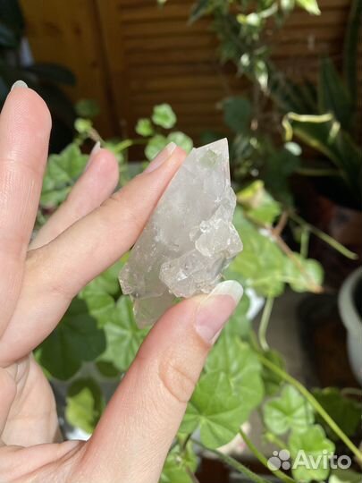 Горный хрусталь кристалл