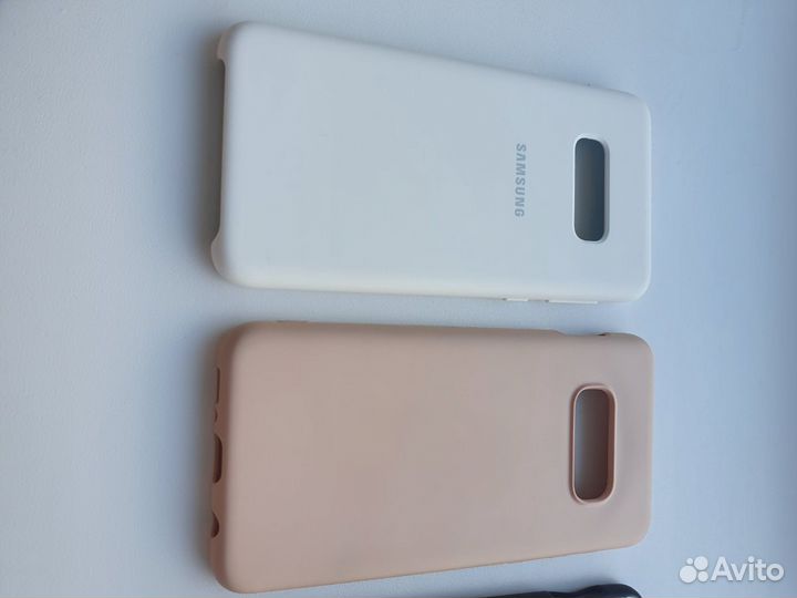 Продам чехлы и стекло на телефон Самсунг S10e