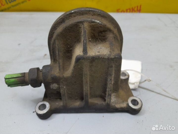 Кронштейн масляного фильтра Ford Focus 2 хетчбэк